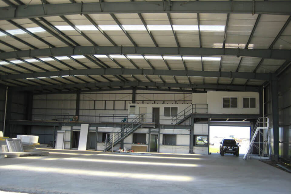 Hangar d'avions