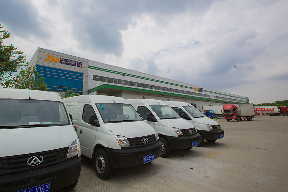 Entrepôt logistique BPL