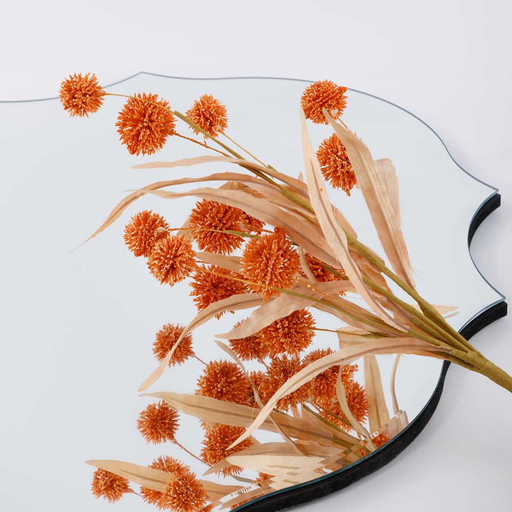 Spiegel mit abgeschrägten Kanten