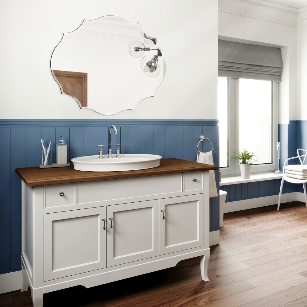 Spiegel mit abgeschrägten Kanten