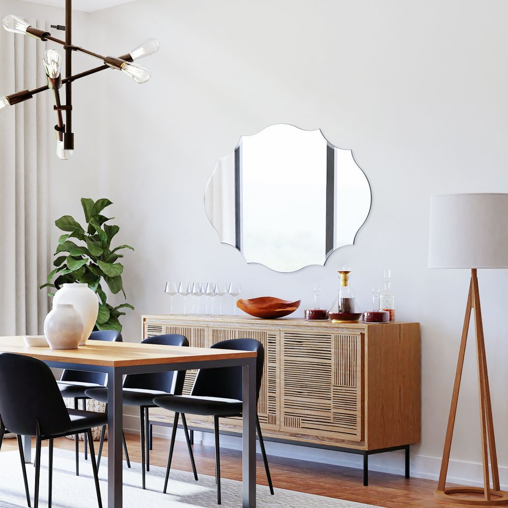 Spiegel mit abgeschrägten Kanten