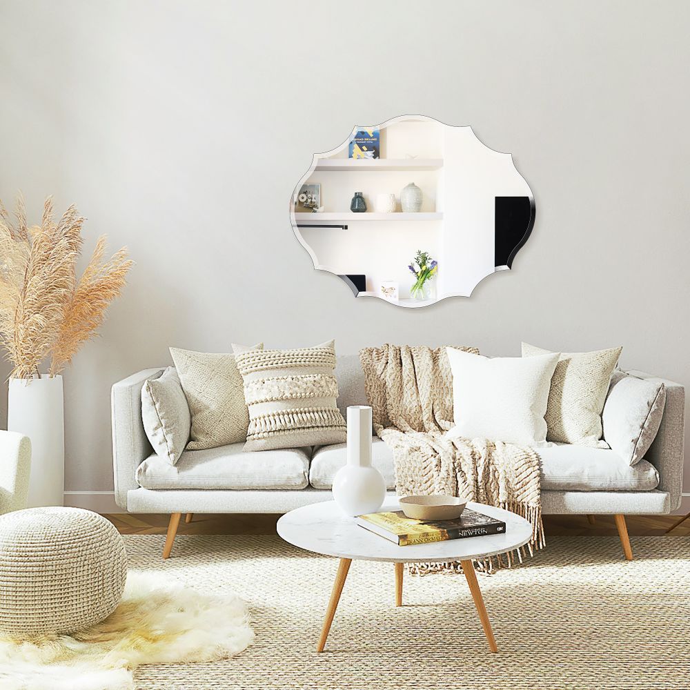 Spiegel mit abgeschrägten Kanten