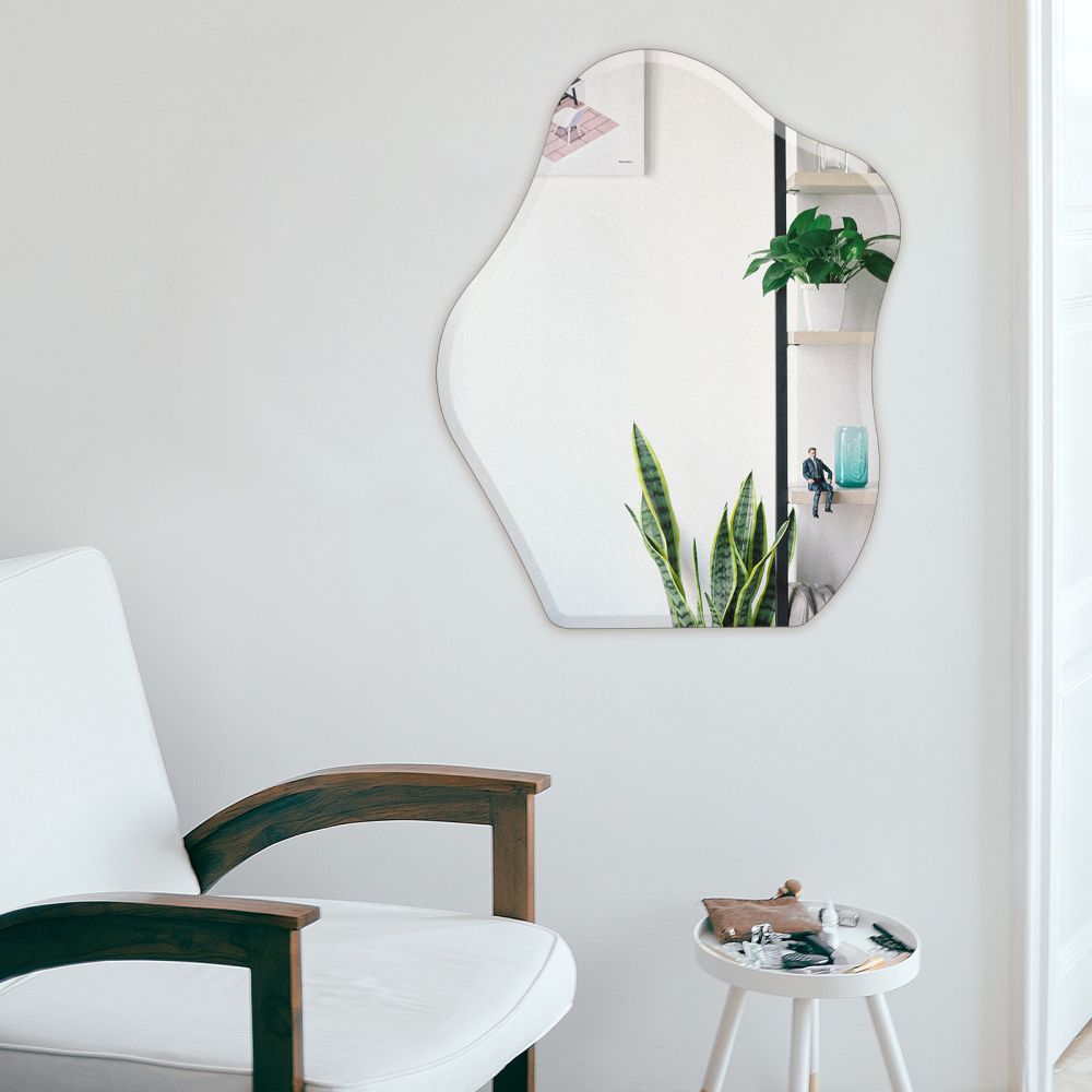 Abgeschrägte Spiegelwolke