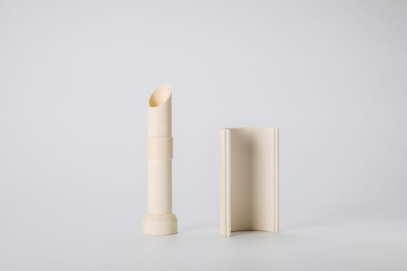 Ceramic isolator flanges