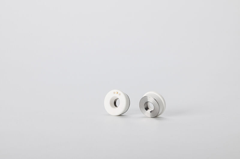 Ceramic laser nozzler holders