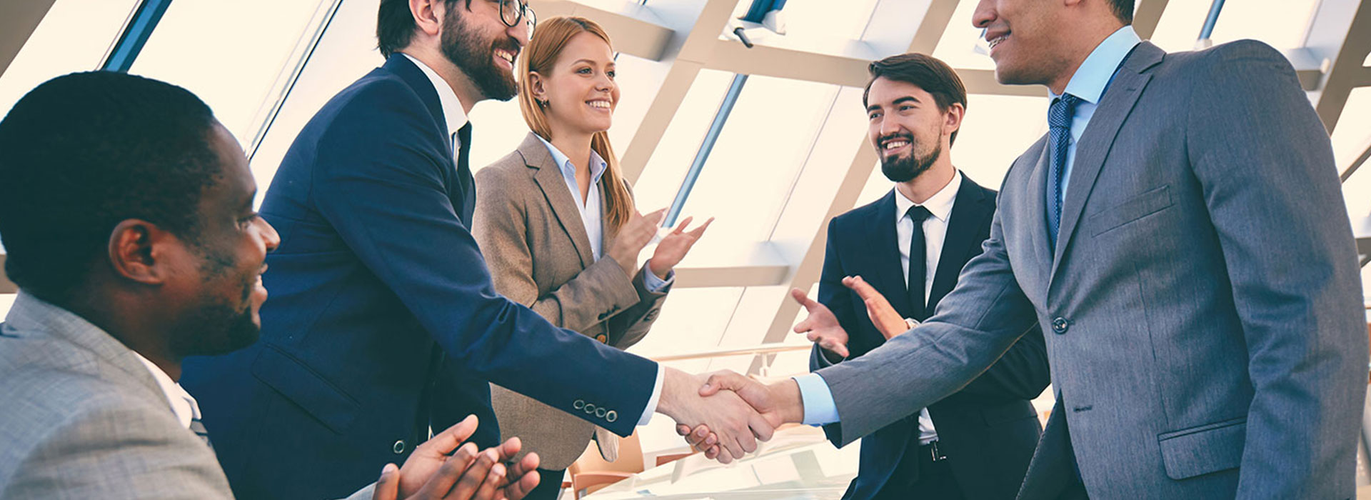 雷竞技下载app官网雷竞技登录Jolion食物联系信息