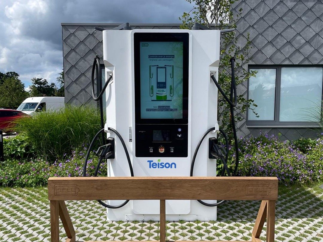 Station de recharge pour véhicules électriques intégrée à batterie Teison DC ESS 120 kW/186 kWh installée en Belgique, 2026 Station de recharge pour véhicules électriques intégrée à batterie Teison DC ESS 120 kW/186 kWh installée en Belgique, 2026