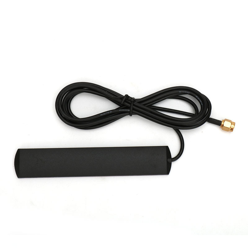 What is the difference and connection between antenna gain and transmit power?