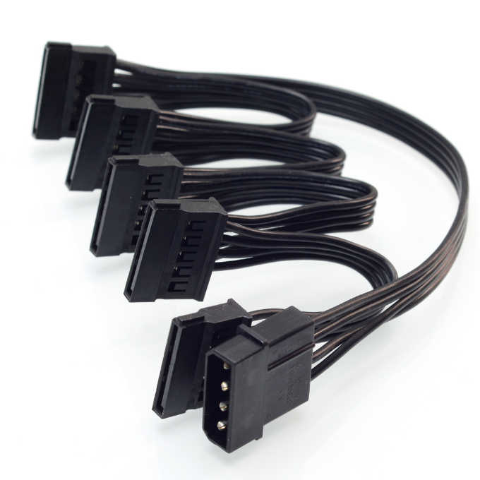 4-Pin-IDE-Molex-zu-5-Port-15-Pin-SATA-Stromkabelbaugruppen-Kabelleitung 18-AWG-Draht