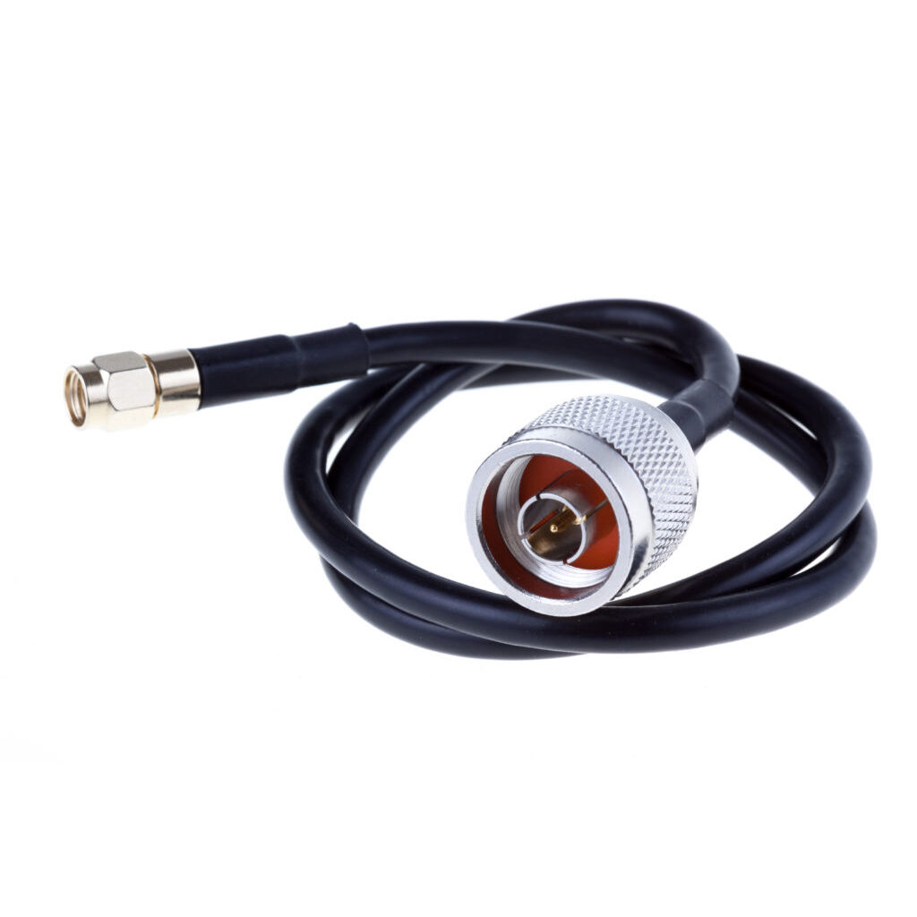 Anpassbare Koaxial- und HF-Kabelbaugruppen für die Datenkommunikation Anpassbare Koaxial- und HF-Kabelbaugruppen für die Datenkommunikation