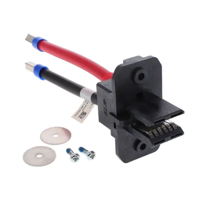 Passen Sie den CCJ-Stecker des Getriebestromkabels an die Ferrule an Passen Sie den CCJ-Stecker des Getriebestromkabels an die Ferrule an