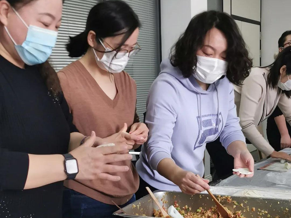 [Xiao Nian] "Sabroso pero albóndigas",