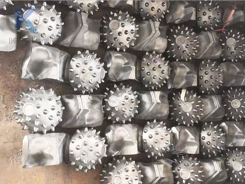 Roller bits for hard rock foundation piling