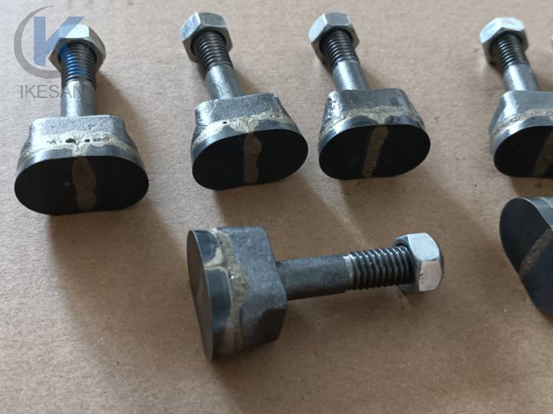 Reemplazar los dientes con fundas amarillas