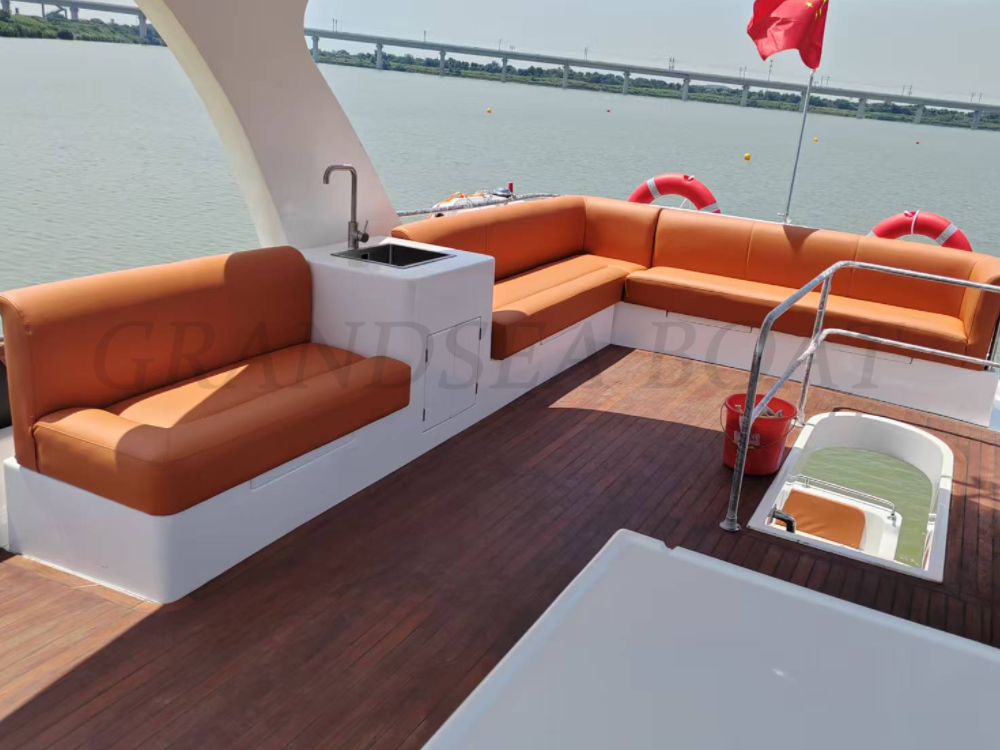 Grandsea 20m FRP Luxury Pleasure Cabin Cruiser Motor Yacht à vendre