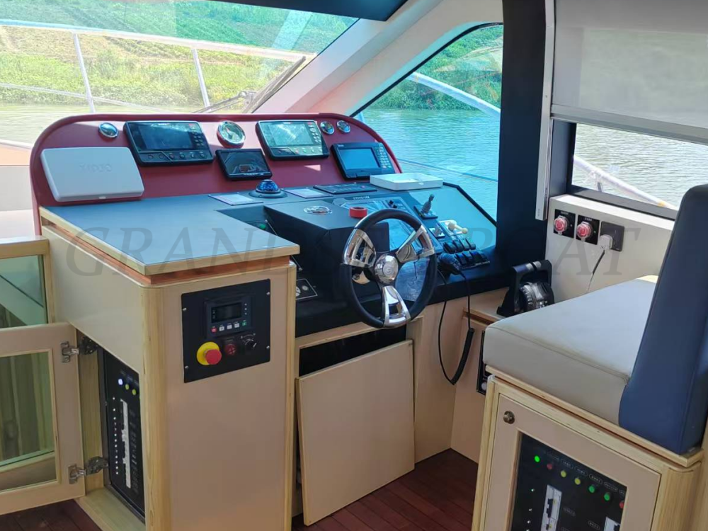 Grandsea 20m FRP Luxury Pleasure Cabin Cruiser Motor Yacht à vendre