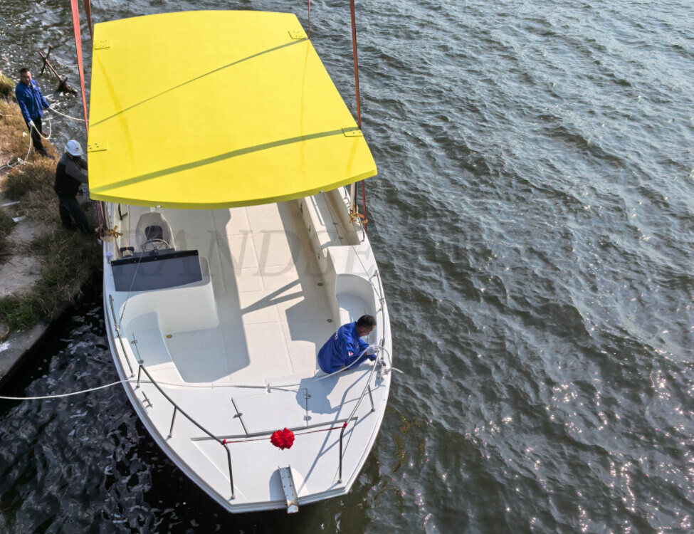Catamaran de plaisance rapide en fibre de verre Grandsea 12m avec moteur hors-bord