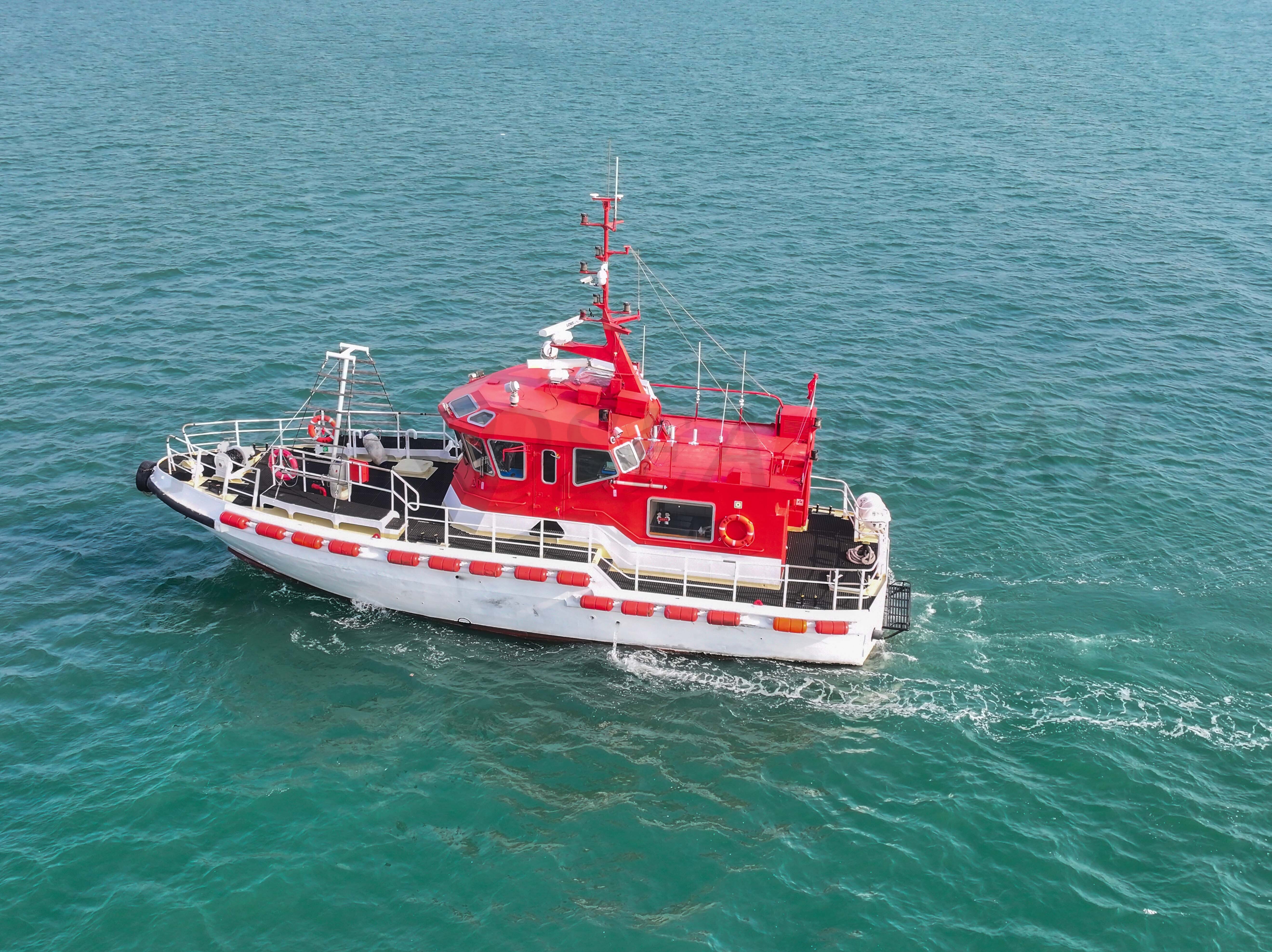 Grandsea 21m Pilot Boats en mer agitée