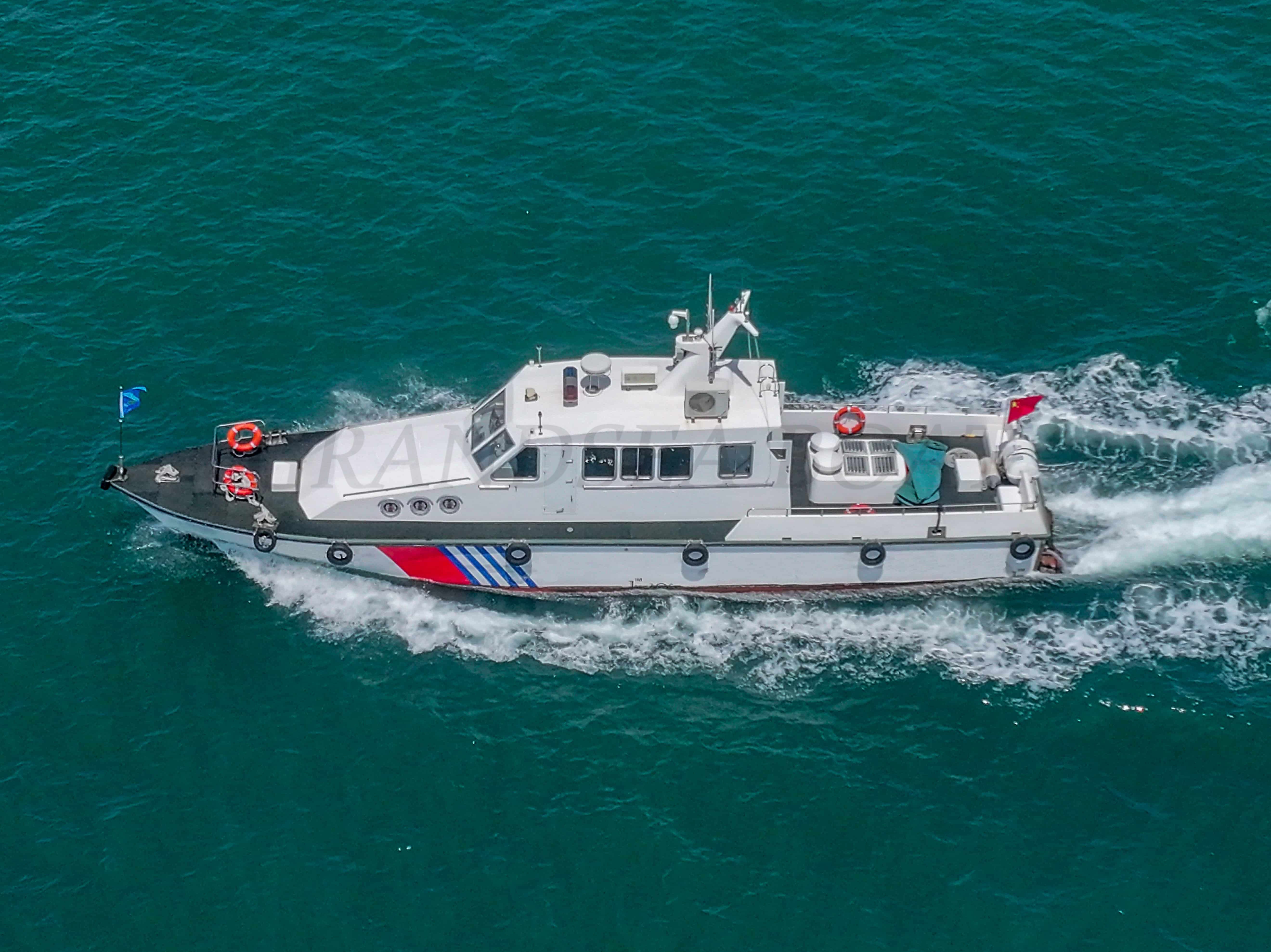 Bateau de pêche et de patrouille de police en fibre de verre monocoque Grandsea 18m à vendre