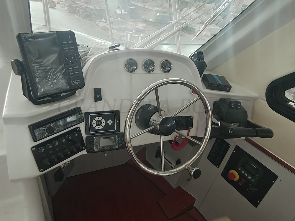 Bateaux passagers rapides en fibre de verre Grandsea de 11,8 m pour 30 personnes, avec moteurs hors-bord, à vendre