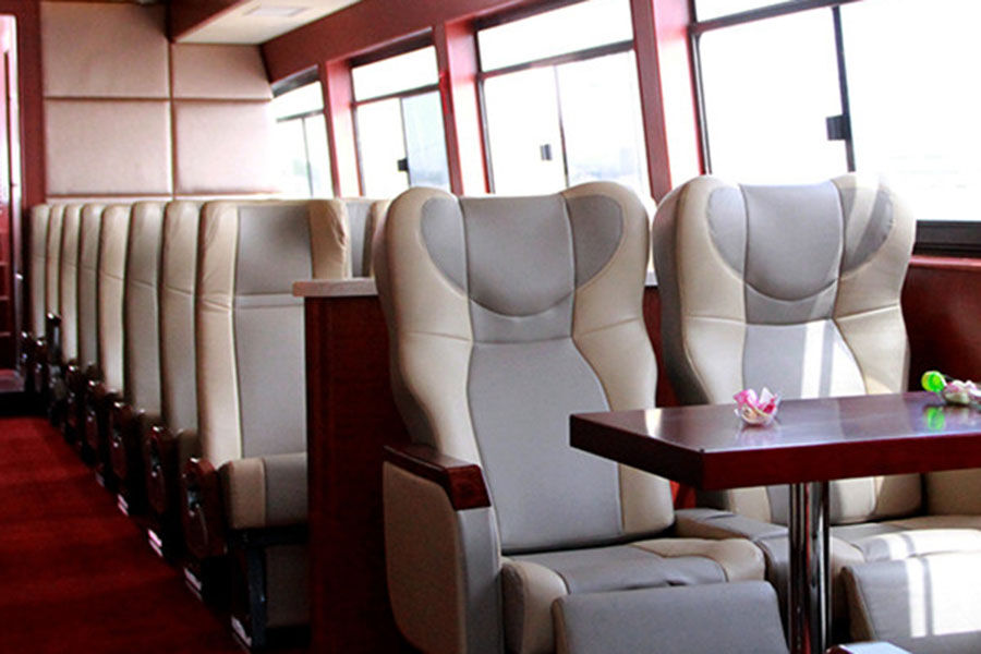 Chine 25m FRP Day Commercial 140 passagers Ferry Boat à vendre