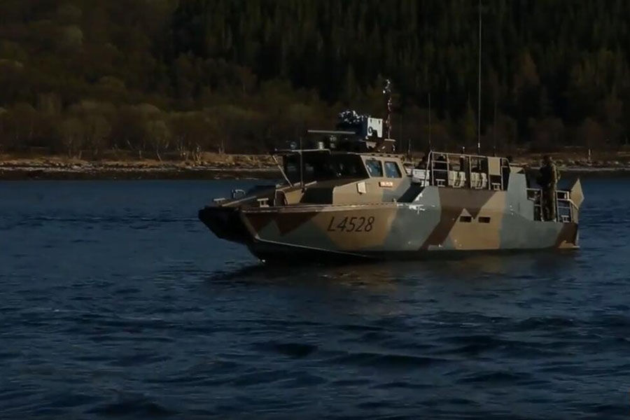 Bateau de combat d'interception et d'assaut à grande vitesse en aluminium de 15 m à vendre