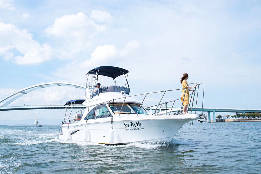 36ft Fiberglass Flybridge Cruiser Sport Fishing Boat For Sale