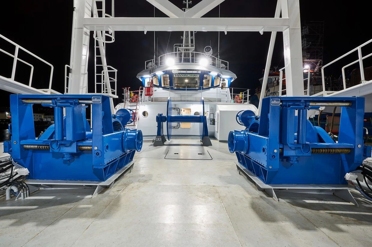 Bateau de pêche commerciale de 37 m chalutier à double pont bateau de pêche