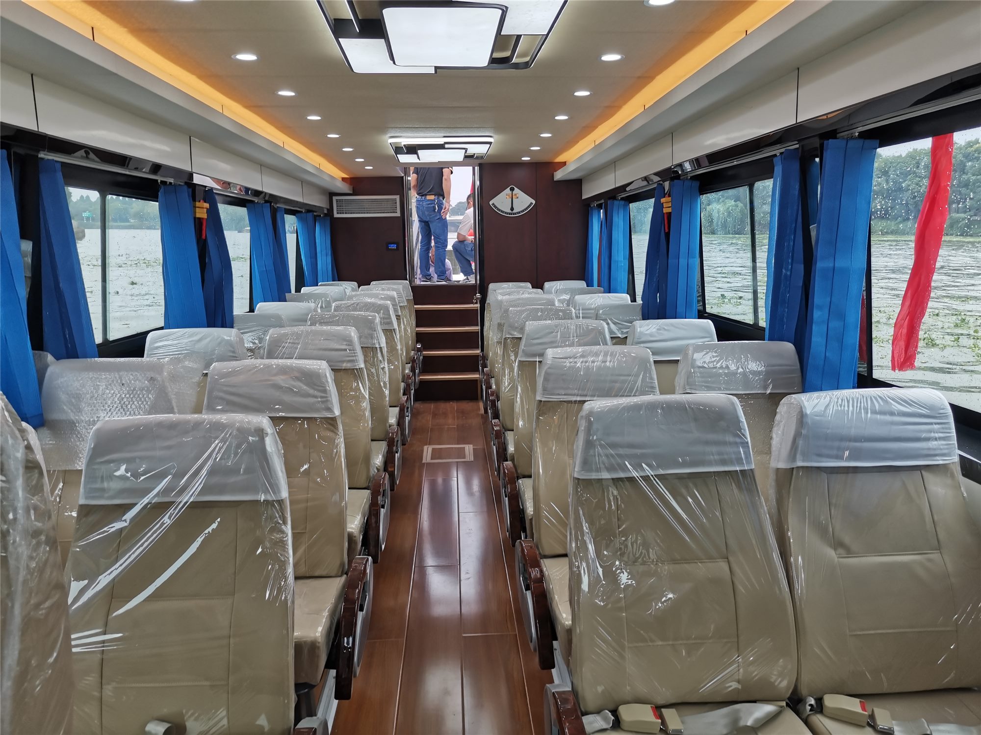 Bateau-taxi aquatique Grandsea 15,8 m en fibre de verre pouvant accueillir 30 passagers à vendre