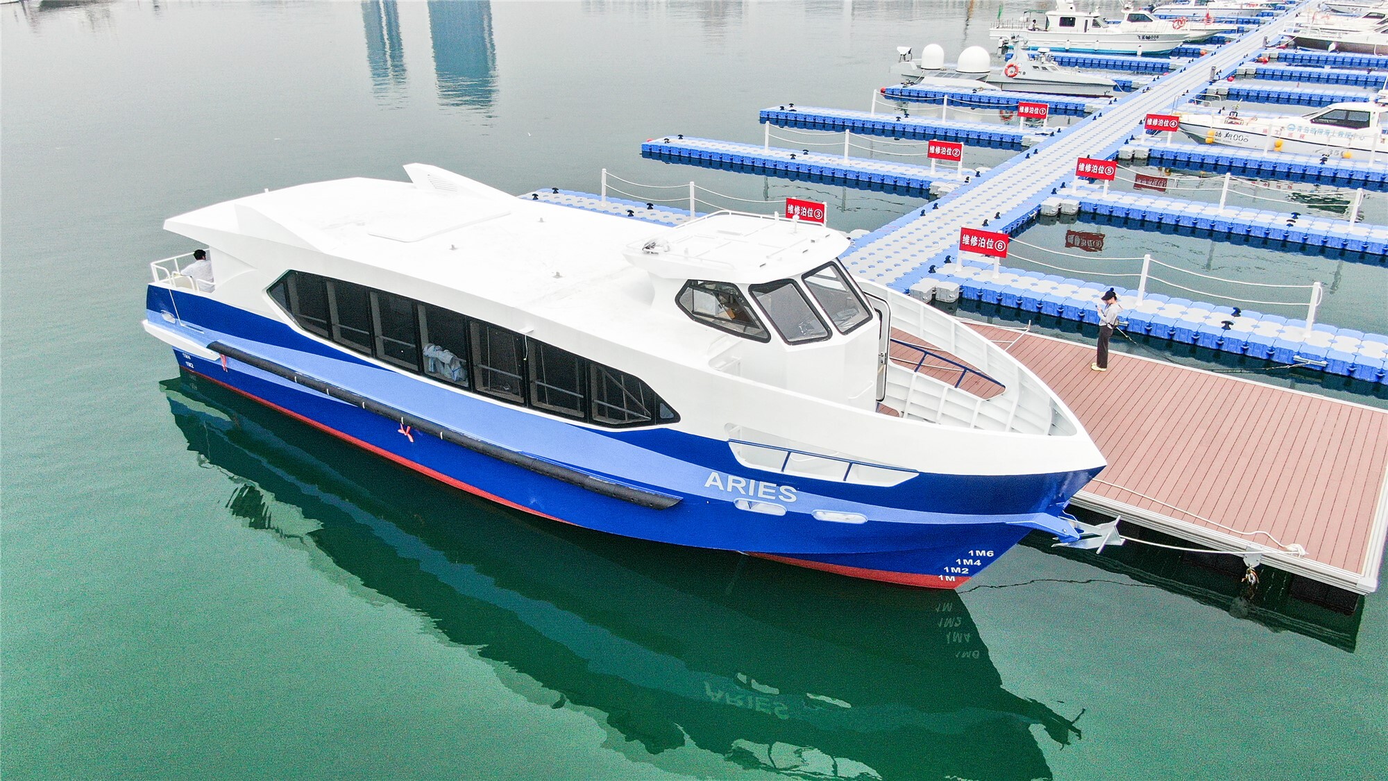 Grandsea 18,8m Casco de aluminio 96 personas Diesel Intraborda Mar Costero Mar Barco de pasajeros de alta velocidad en venta