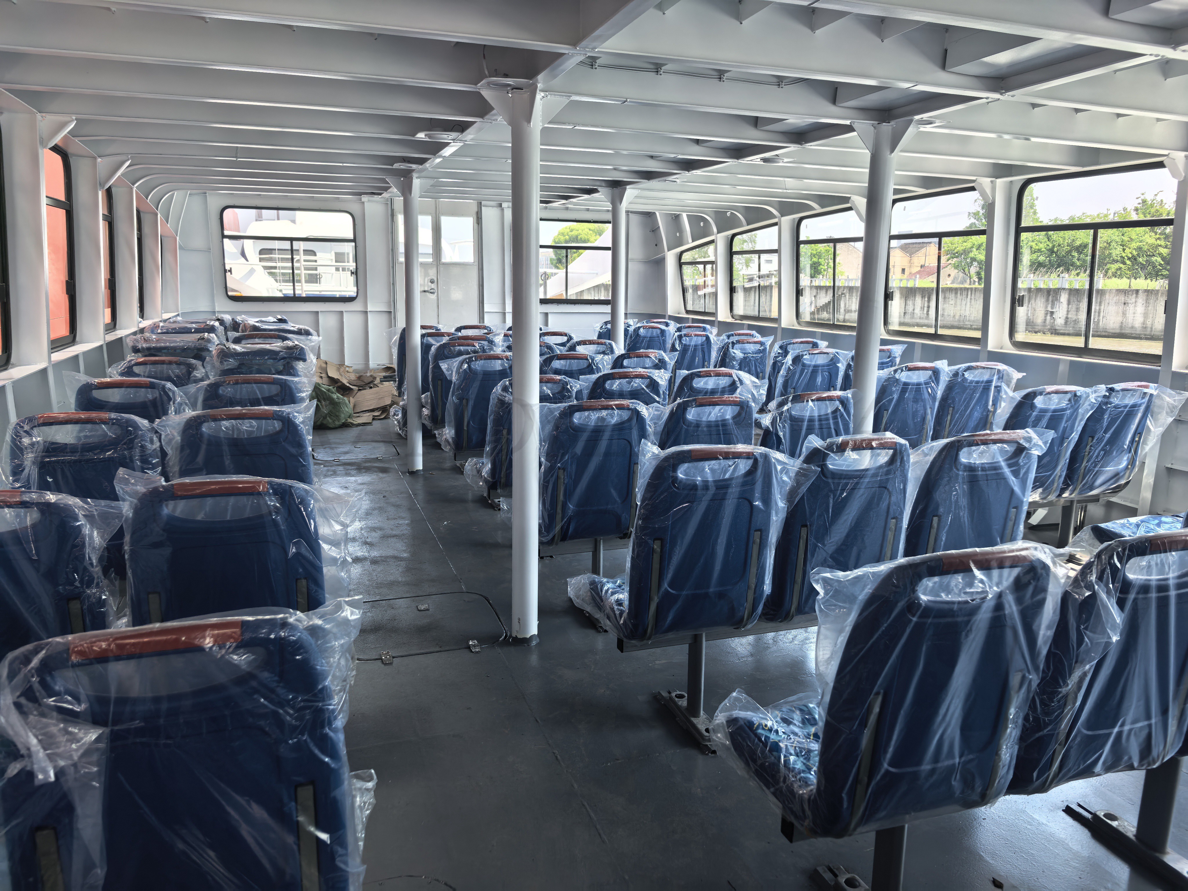 Se vende catamarán/transporte acuático Grandsea de 17 m, de aluminio y con capacidad para 110 pasajeros.
