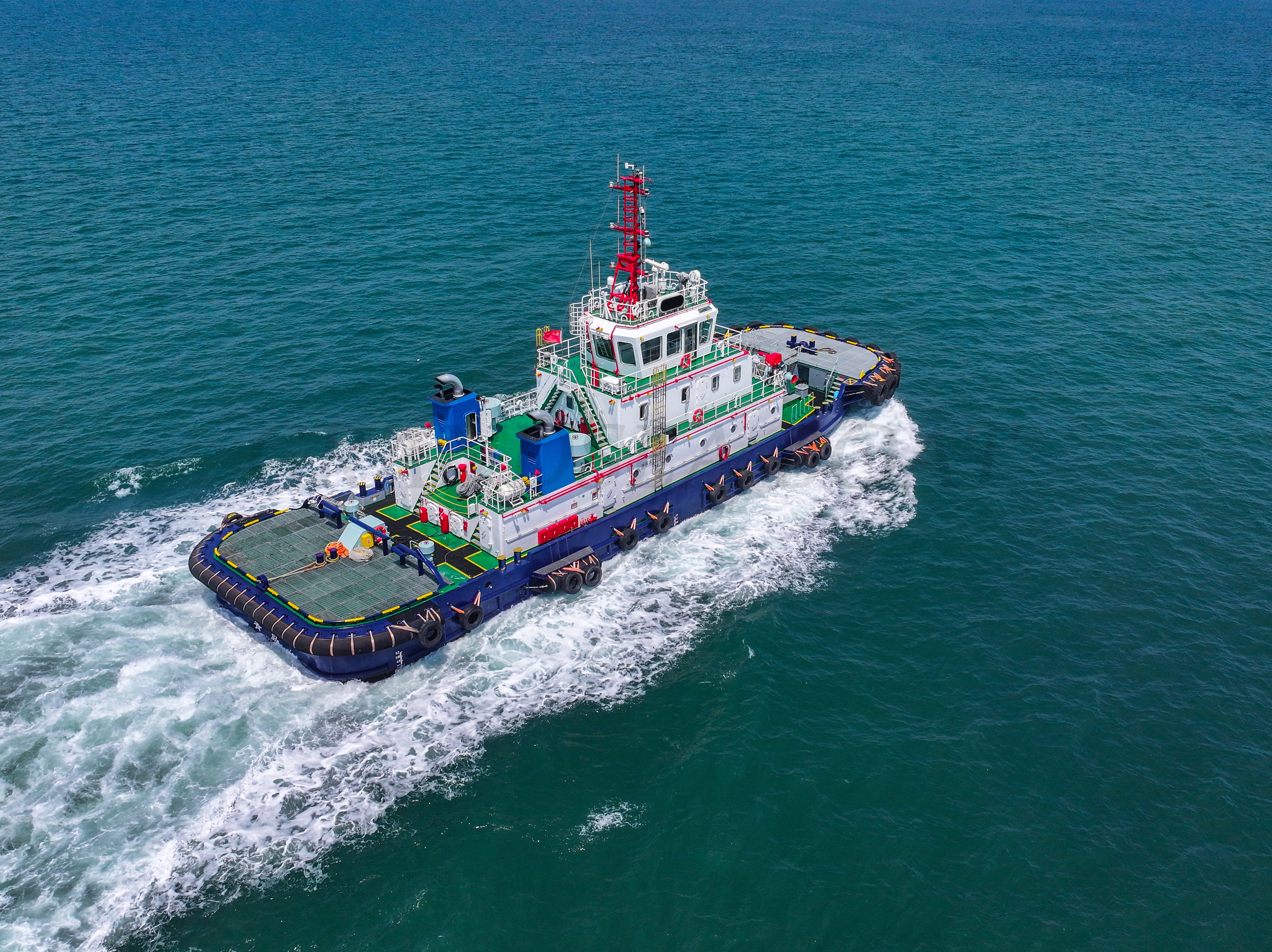 Remolcador multipropósito Grandsea de 41m 7000hp con fuerza de arrastre de 87t en venta
