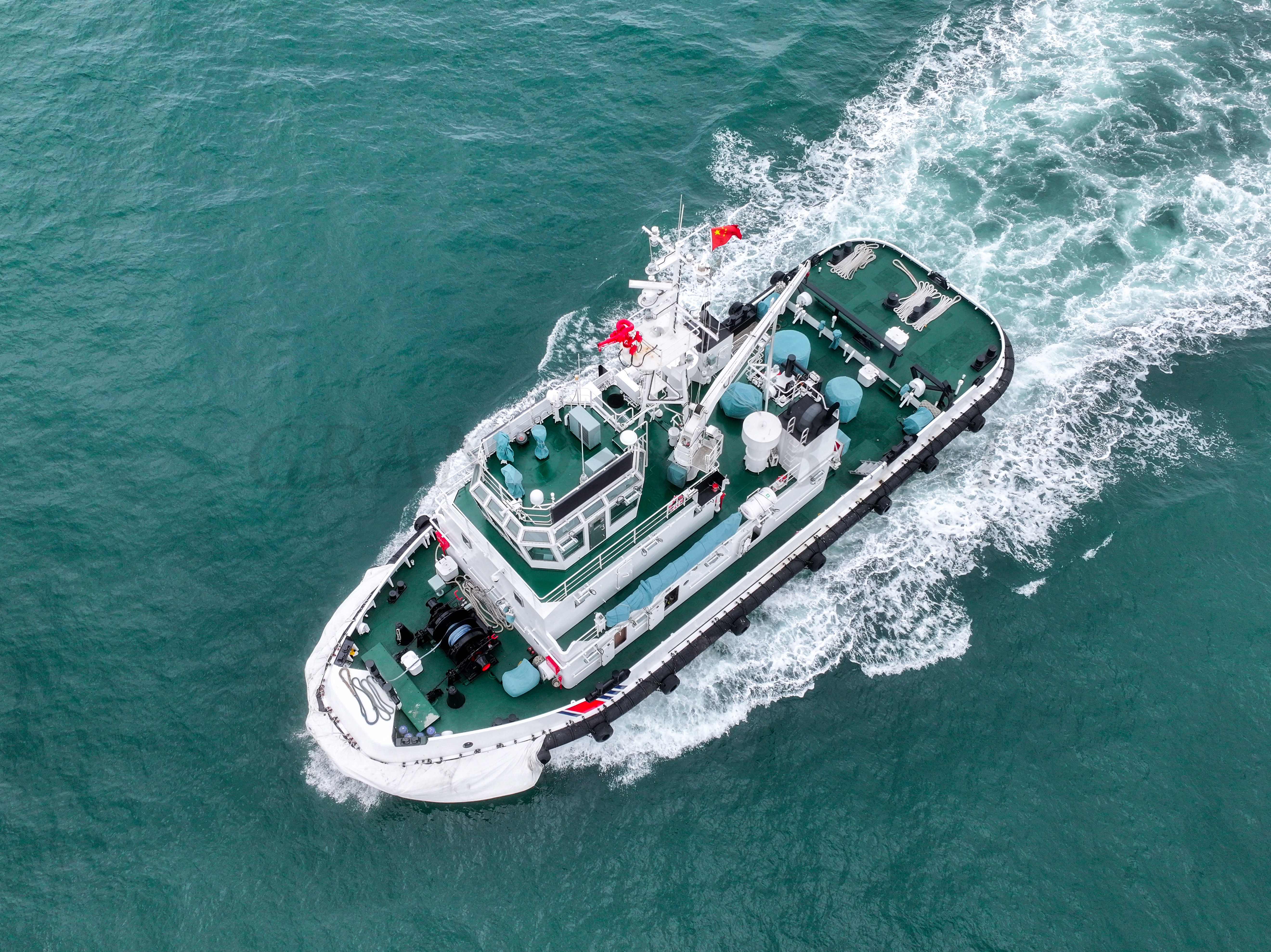 Remolcador contra incendios y de aplicación de la ley Grandsea de 32 m, barco de rescate