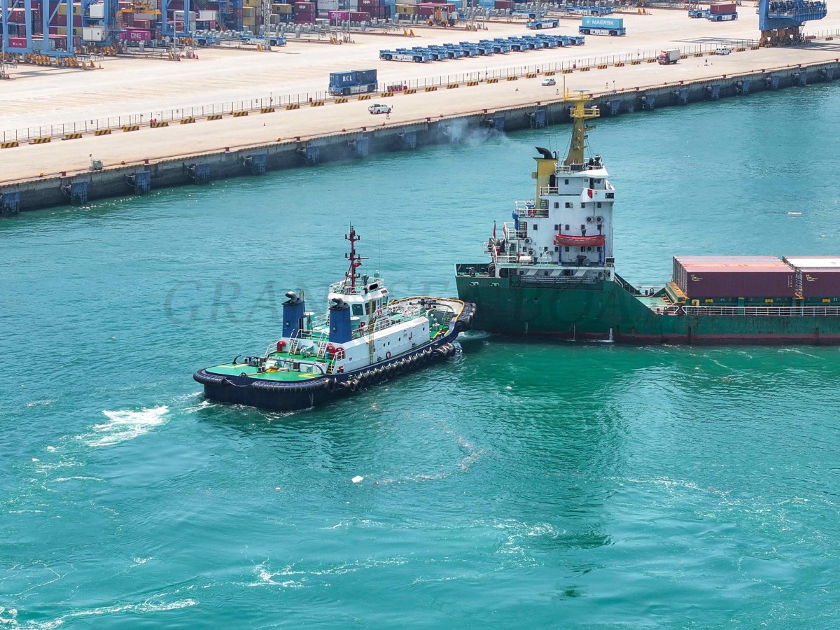 Grandsea Remolcador de 42 m en venta, remolcador de trabajo para astillero con 100t de tiro a punto fijo y 8000hp