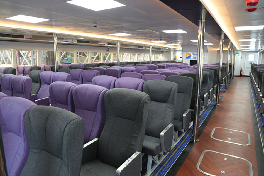 Barco de pasajeros de aluminio del constructor 180 del catamarán de los 28m de China en venta