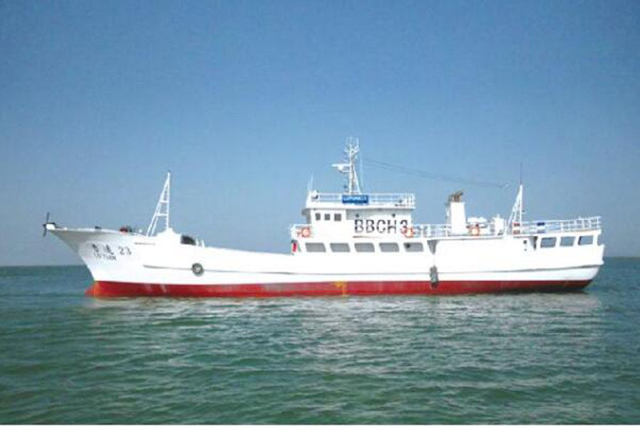 Barco de pesca de palangre comercial de atún con congelador horizontal de acero de 130 pies/40 m a la venta