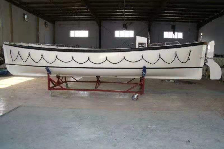  7.8m Fiberglass Sloop Boat For Sale