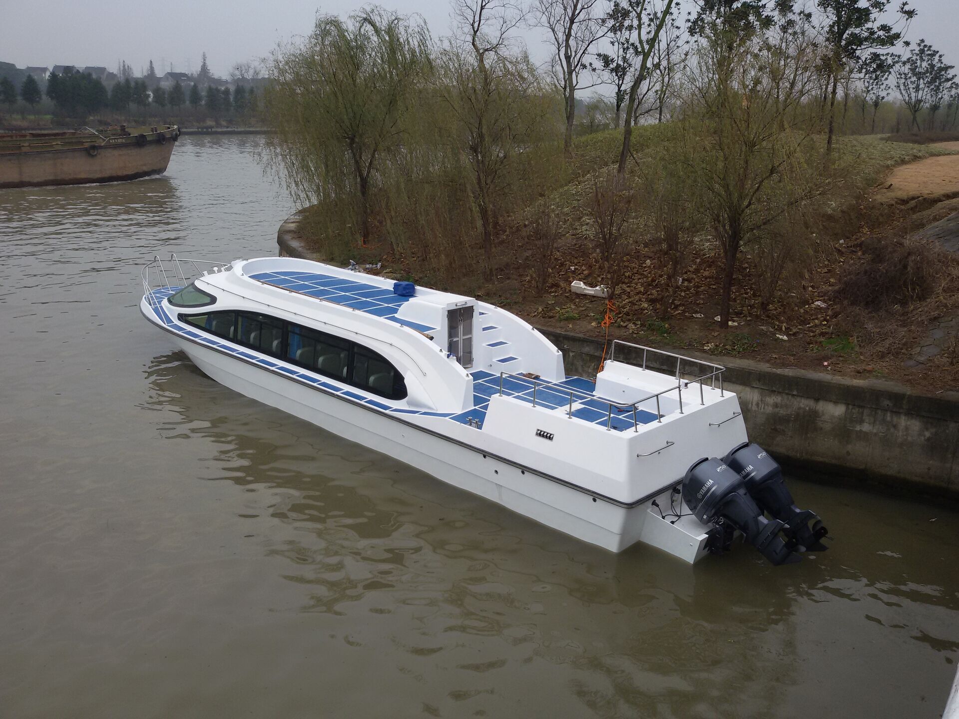Ferry rápido de pasajeros de fibra de vidrio para 50 personas con motores fuera de borda a la venta