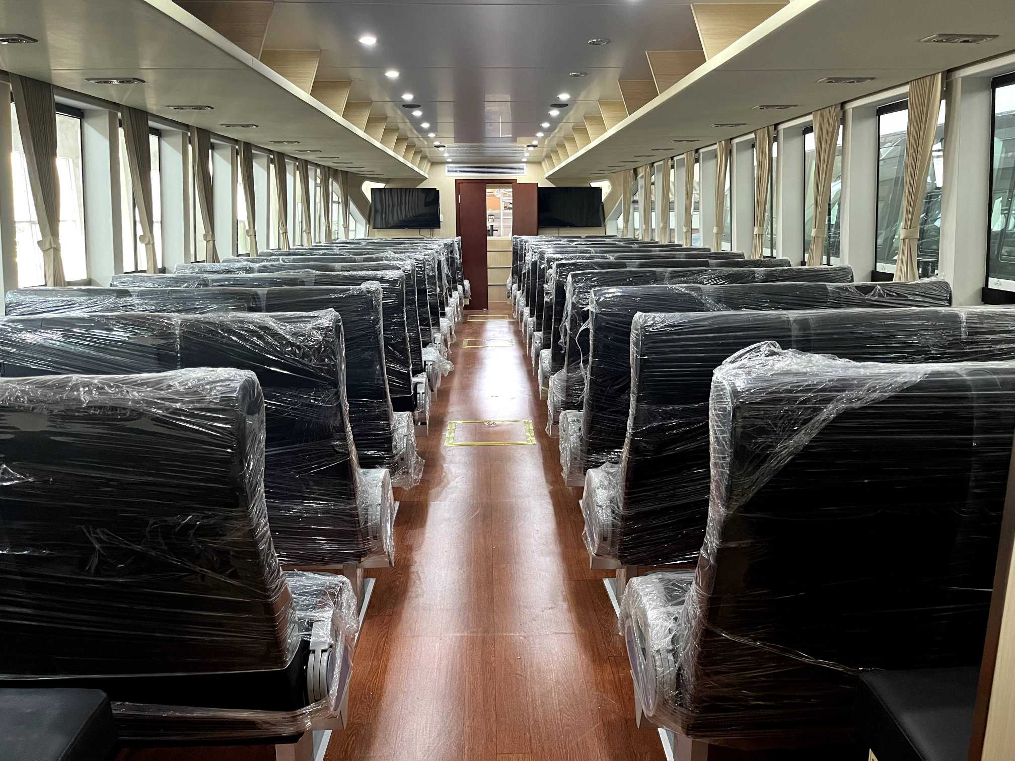 Grandsea 23,5 m Casco de acero Intraborda Diésel 80 personas Costero Mar Fluvial Ferry Barco de pasajeros