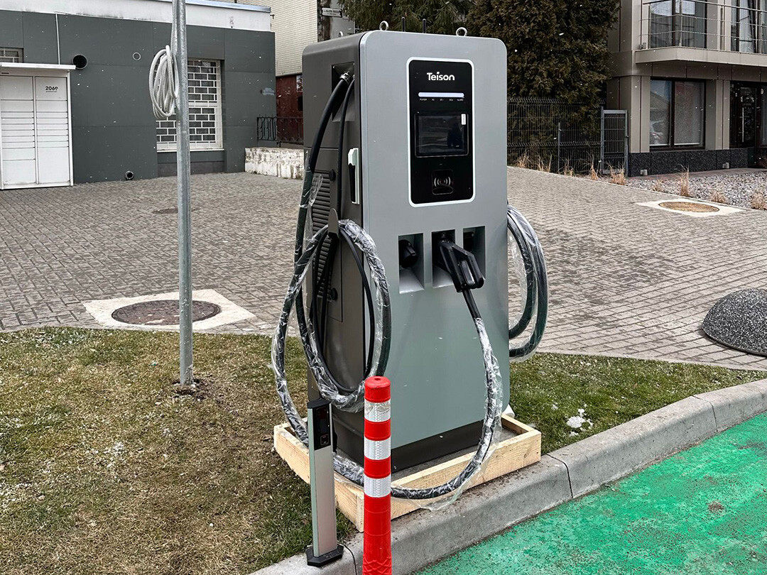 Borne de recharge Teison DC MAX 240 kW installée en Moldavie, 2025 Borne de recharge Teison DC MAX 240 kW installée en Moldavie, 2025