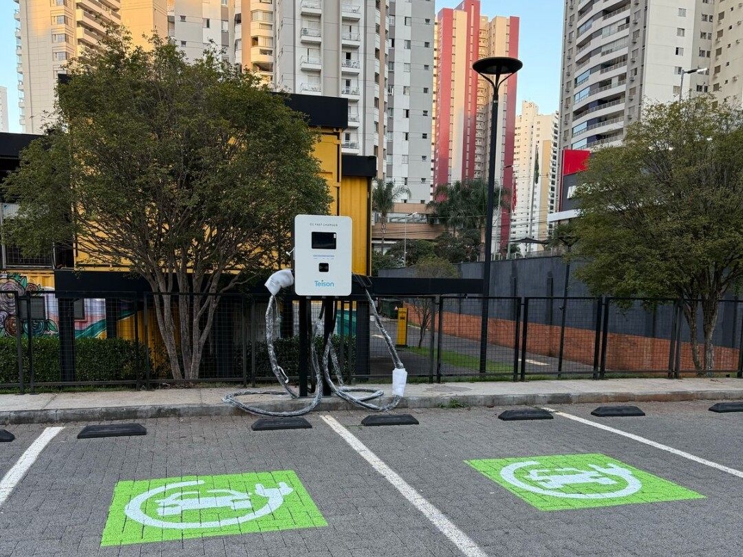 Chargeur Teison 40kW Dual port dc ev en Amérique du Sud, 2025 Chargeur Teison 40kW Dual port dc ev en Amérique du Sud, 2025