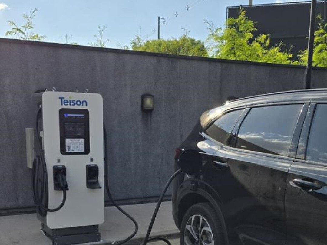 Chargeur Teison 120kW DC PRO EV installé au Brésil, 2025 Chargeur Teison 120kW DC PRO EV installé au Brésil, 2025