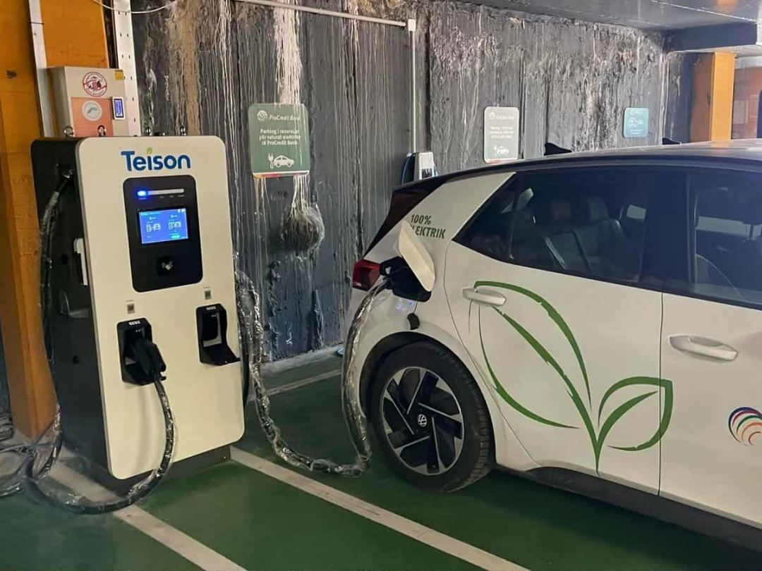 Teison DC Pro 60kW station de recharge rapide CC installée au Kosovo, 2025