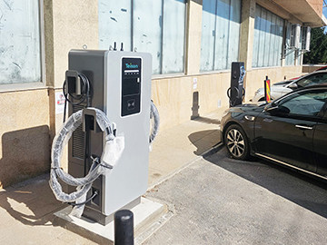 Caricabatterie rapido Teison da 60 kW DC e 2*22 kW Smart OCPP TWINS in Romania, 2022