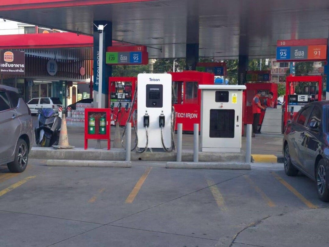 Estación de carga eléctrica Teison DC Pro de 150 kW instalada en Tailandia, 2025