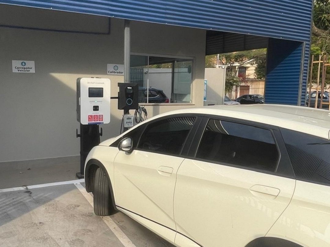 Cargador Teison DC MINI 30kW EV Wallbox instalado en Brasil, 2026