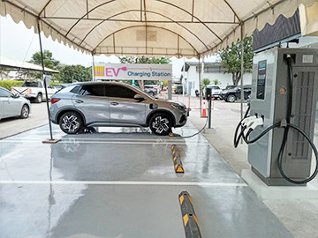 Cargador rápido de CC Teison 180kw 2Guns y cargador de pared OCPP en Tailandia, 2023 Cargador rápido de CC Teison 180kw 2Guns y cargador de pared OCPP en Tailandia, 2023