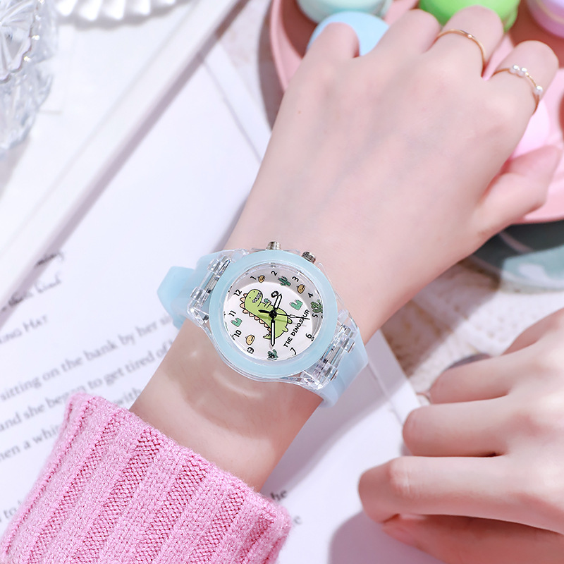 JE1-06 Children's Watch