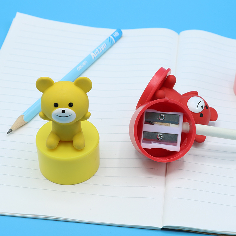 JD8-01 Bear Pencil Sharpener