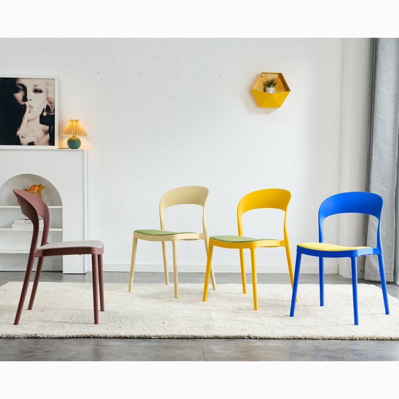 Stackable bistro chair